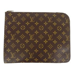 💕💕💯Authentic Vintage LouisVuitton Pochette Jour MM in the Monogram Canvas💕💕